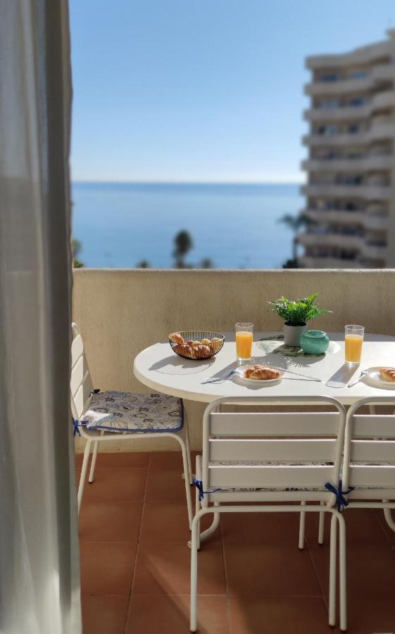 El Estudio De La Playa Benalbeach Holidays Deluxe Benalmádena Kültér fotó