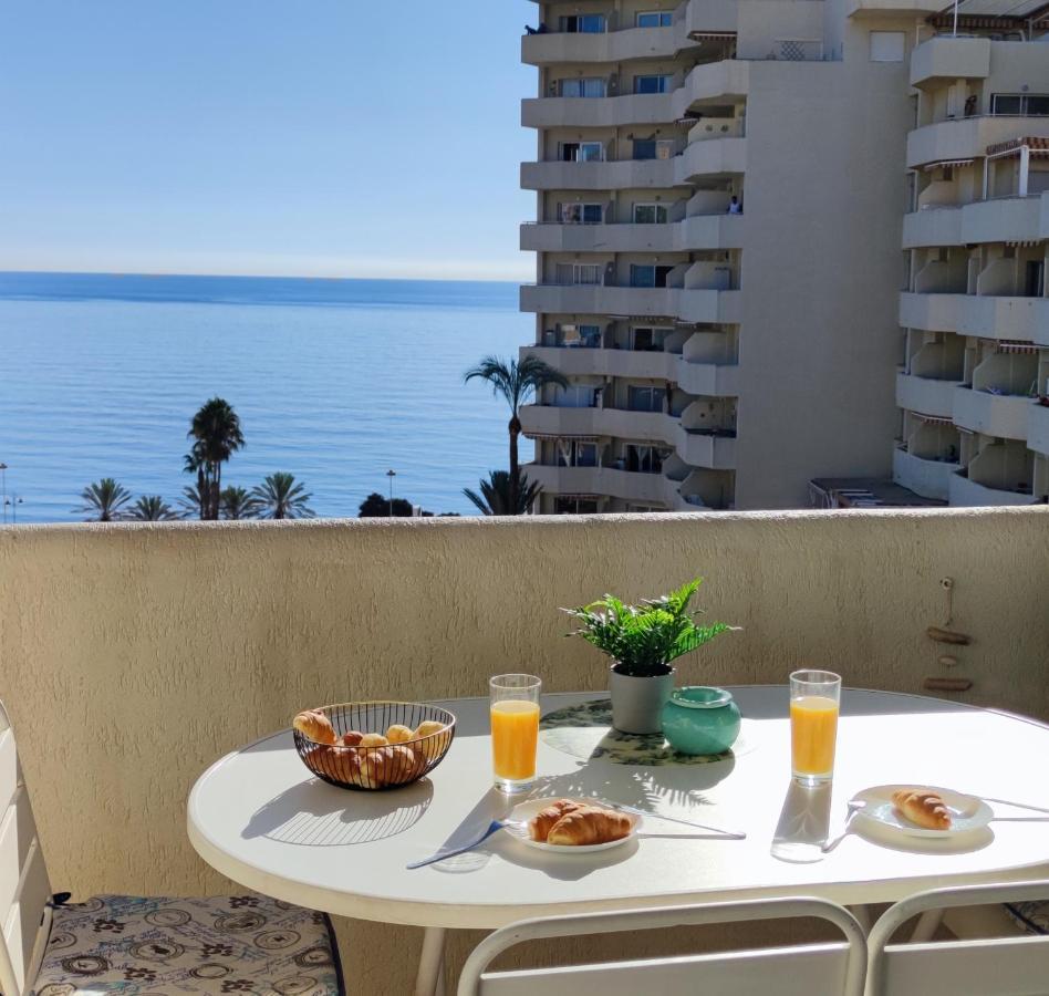 El Estudio De La Playa Benalbeach Holidays Deluxe Benalmádena Kültér fotó