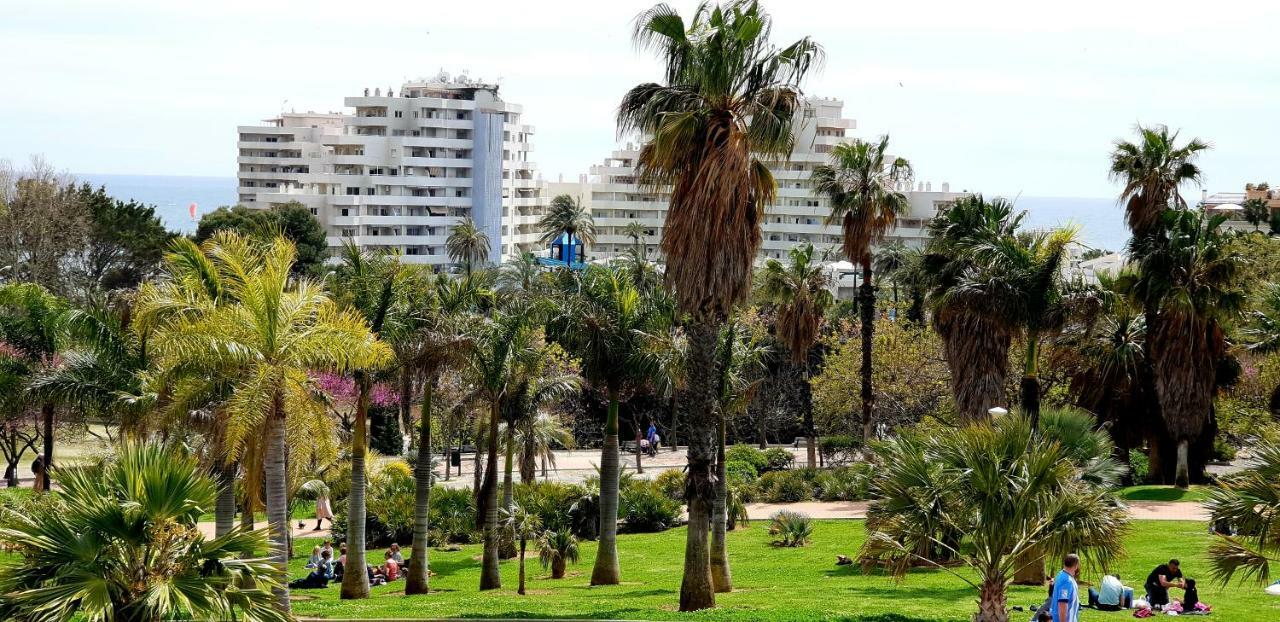 El Estudio De La Playa Benalbeach Holidays Deluxe Benalmádena Kültér fotó