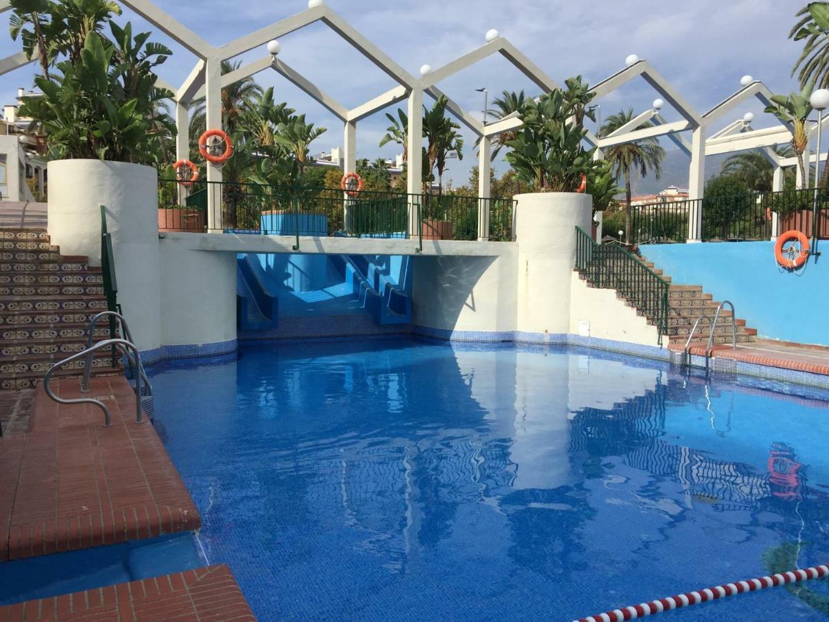 El Estudio De La Playa Benalbeach Holidays Deluxe Benalmádena Kültér fotó