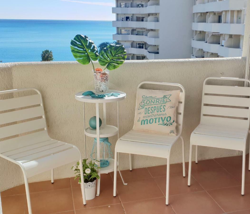 El Estudio De La Playa Benalbeach Holidays Deluxe Benalmádena Kültér fotó