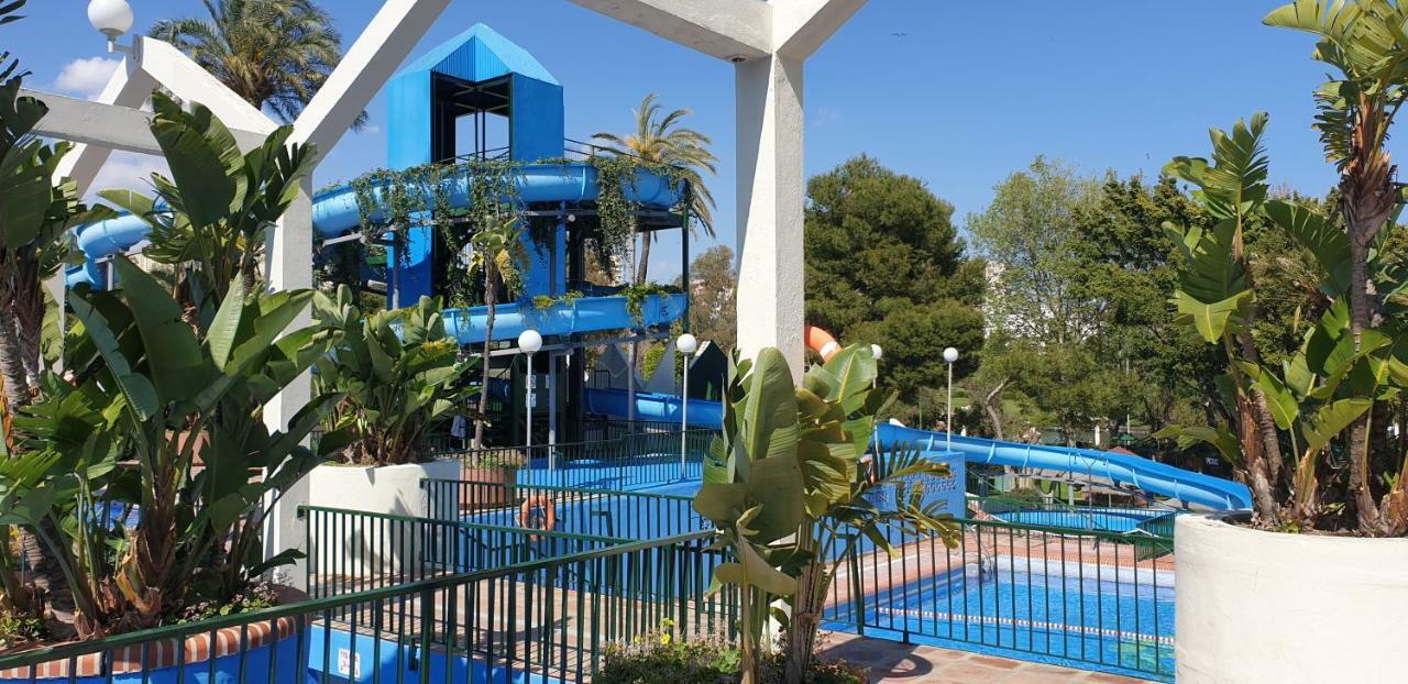 El Estudio De La Playa Benalbeach Holidays Deluxe Benalmádena Kültér fotó