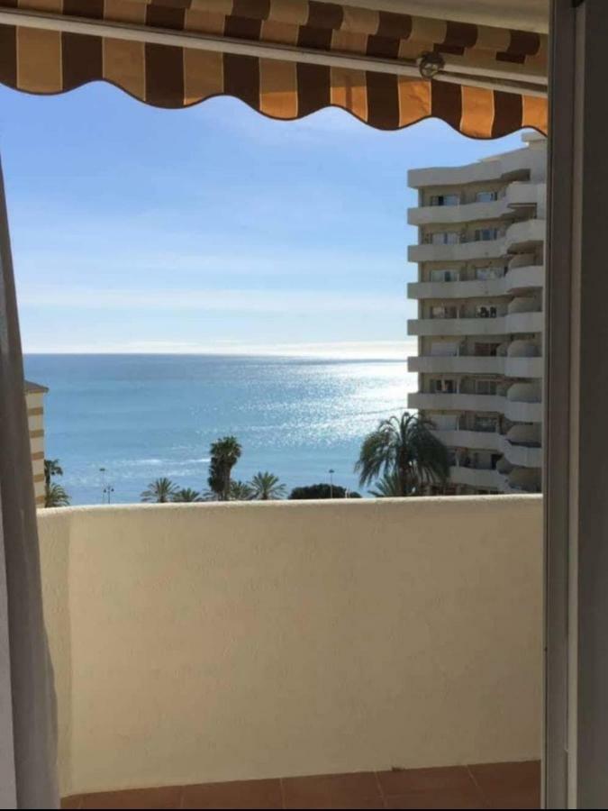 El Estudio De La Playa Benalbeach Holidays Deluxe Benalmádena Kültér fotó