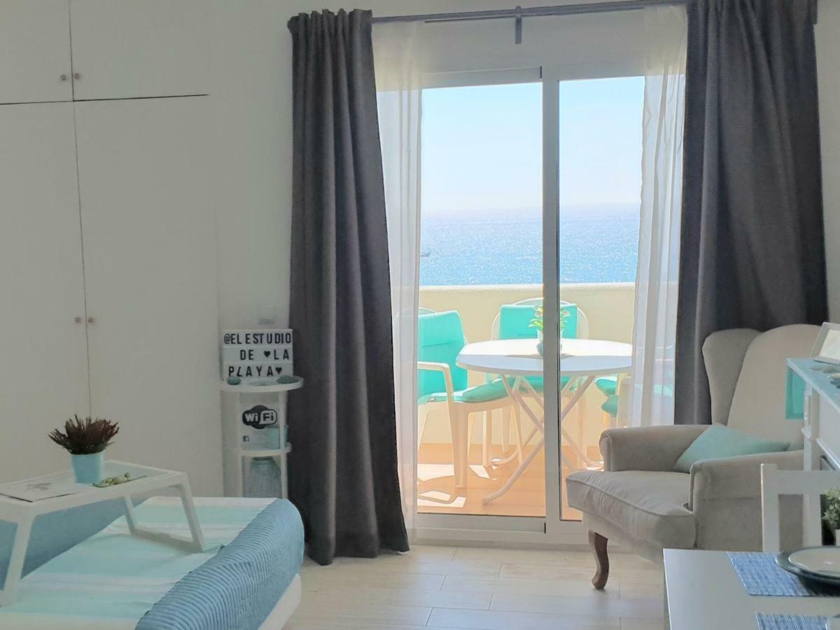 El Estudio De La Playa Benalbeach Holidays Deluxe Benalmádena Kültér fotó