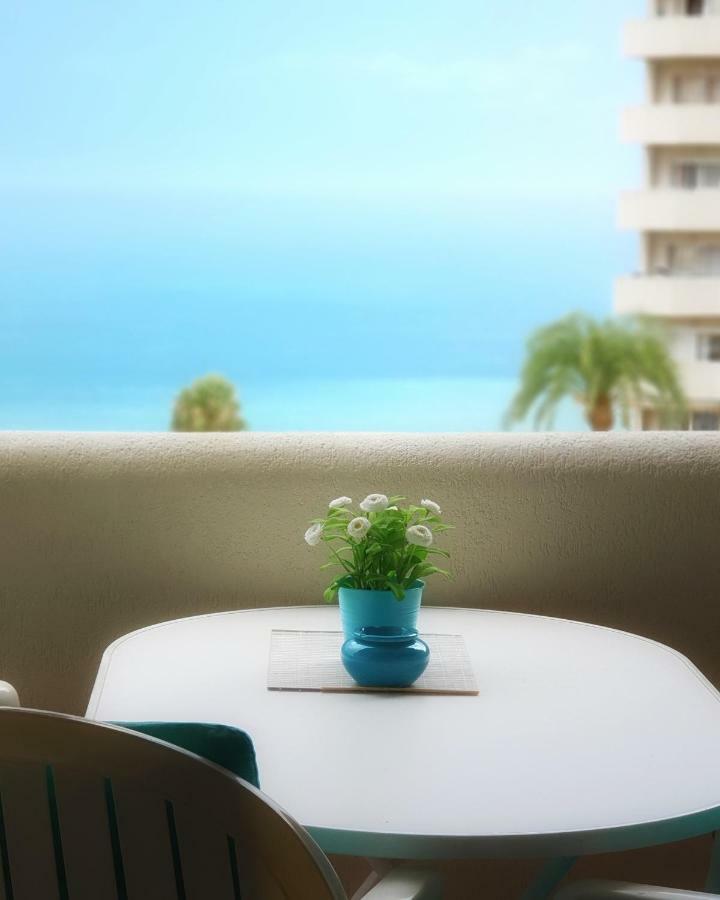 El Estudio De La Playa Benalbeach Holidays Deluxe Benalmádena Kültér fotó